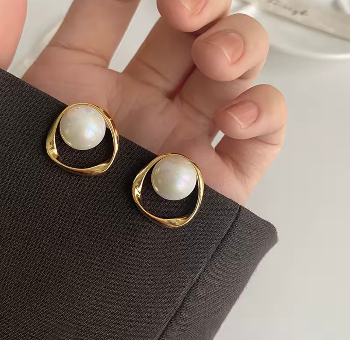 Pearly Pop Earrings