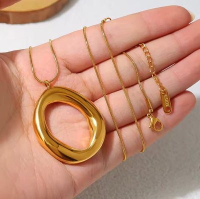 Rich Girl Energy Necklace